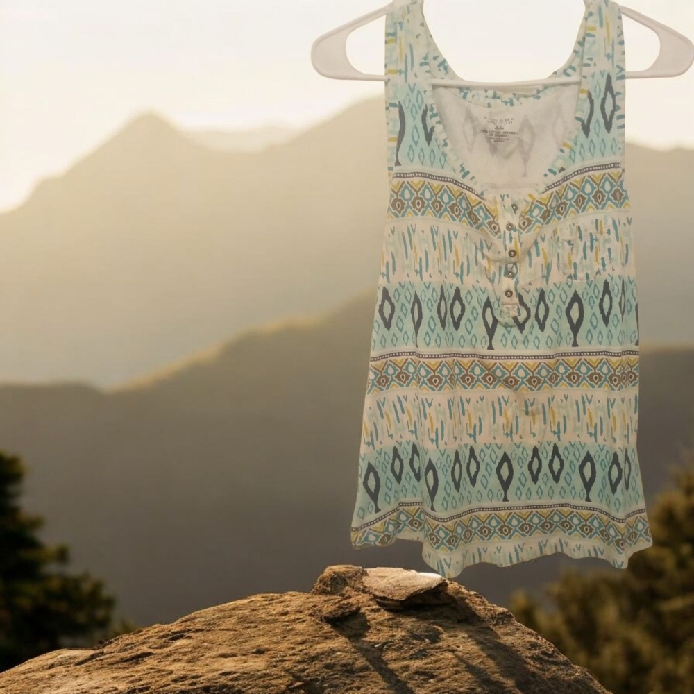 Patterned Sleeveless Top - Blue and White